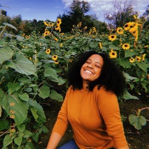 Meet your Posher, Jasmine